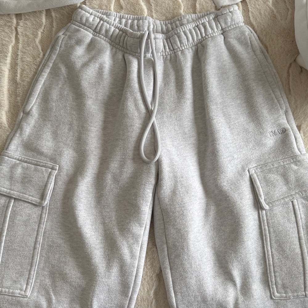 TNA sweatfleece 2 pants 1 hoodie